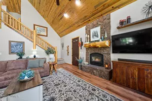 2046 Christmas Pine Rd, Overgaard, AZ 85933 - Photo 16