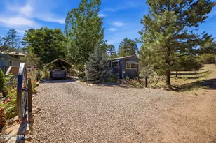 3490 Black Bear Run, Overgaard, AZ 85933 - Photo 2