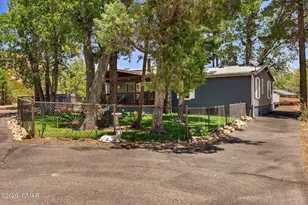 899 Navajo Trail, Show Low, AZ 85901 - Photo 18