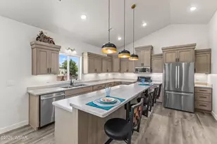 1030 N Crown Cir, Taylor, AZ 85939 - Photo 16