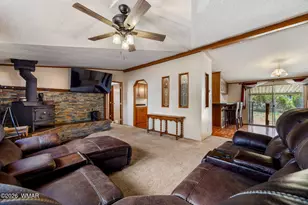2163 Meadow Ln, Overgaard, AZ 85933 - Photo 8
