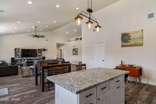 475 W 3rd Ave, Eagar, AZ 85925 - Photo 14