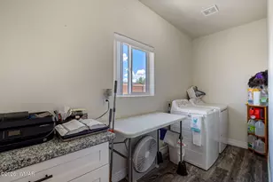 475 W 3rd Ave, Eagar, AZ 85925 - Photo 24