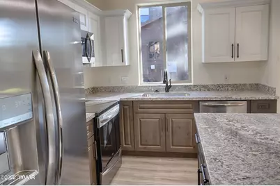 2960 W Villa Loop, Show Low, AZ 85901 - Photo 8