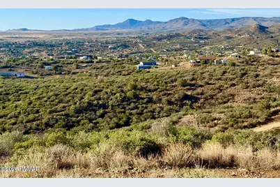 3320 S Mariposa Hill Road, Dewey-Humboldt, AZ 86327 - Photo 6