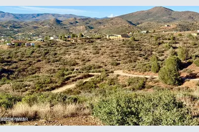 3320 S Mariposa Hill Road, Dewey-Humboldt, AZ 86327 - Photo 14