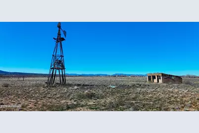 2300 W Santa Fe Rd Lot D 2.5 Acres, Paulden, AZ 86334 - Photo 4