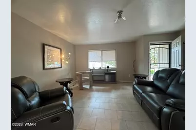 310 N 8th Drive, Saint Johns, AZ 85936 - Photo 10