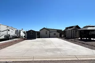 8205 Apache Way, Show Low, AZ 85901 - Photo 1