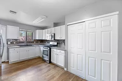 577 N 6th Drive, Show Low, AZ 85901 - Photo 6