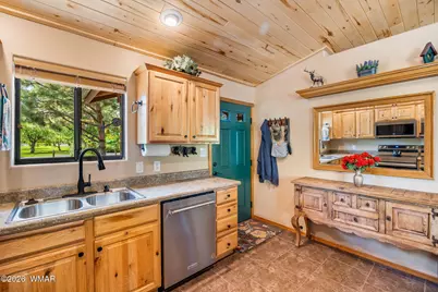 2336 N Buffalo Loop, Overgaard, AZ 85933 - Photo 12