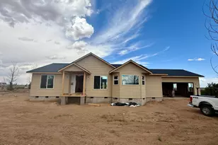 2090 Meadow Way, Taylor, AZ 85939 - Photo 2