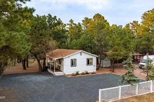 2112 Blue Jay Rd, Overgaard, AZ 85933 - Photo 6