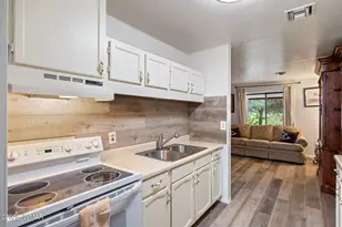 3521 Quail Run Rd, Overgaard, AZ 85933 - Photo 6