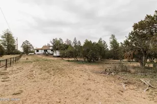 3326 Homestead Dr, Overgaard, AZ 85933 - Photo 44
