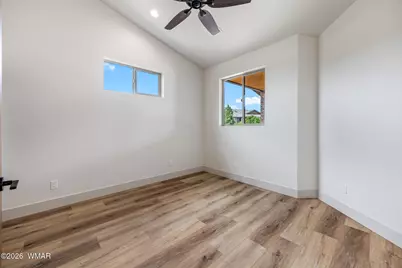 1061 S Lorenzo Sitgreaves Drive, Show Low, AZ 85901 - Photo 18