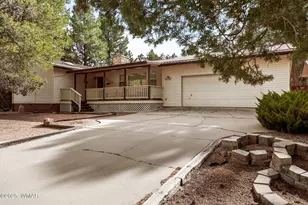 1720 N 39th Dr, Show Low, AZ 85901 - Photo 2