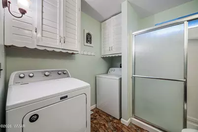3339 Navajo Drive, Overgaard, AZ 85933 - Photo 18