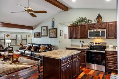 3339 Navajo Drive, Overgaard, AZ 85933 - Photo 6