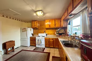 901 N Prairie Ave, Winslow, AZ 86047 - Photo 2