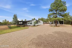 1087 Aspen Way, Show Low, AZ 85901 - Photo 2