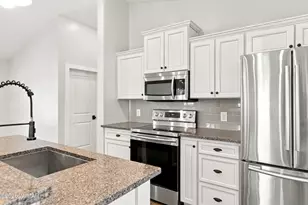 4560 W Rogers Dr, Show Low, AZ 85901 - Photo 6
