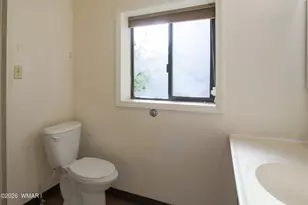 520 W Maple St, Winslow, AZ 86047 - Photo 12