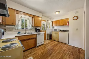 8 Turkey Track Dr, Alpine, AZ 85920 - Photo 14