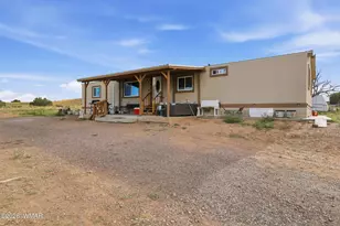 306 S Ranch Rd, Taylor, AZ 85939 - Photo 2