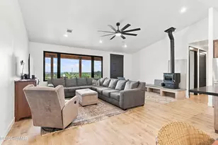 455 Freedom Ln, Taylor, AZ 85939 - Photo 8