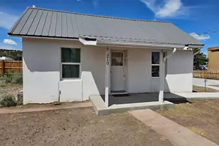 210 S Harless St, Eagar, AZ 85925 - Photo 1