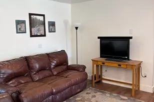 440 S 7th St, Saint Johns, AZ 85936 - Photo 12