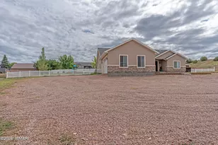 819 E Tumbleweed Ln, Taylor, AZ 85939 - Photo 2