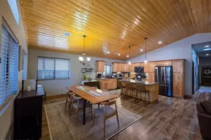 3233 Turkey Track Rd, Pinetop, AZ 85935 - Photo 10
