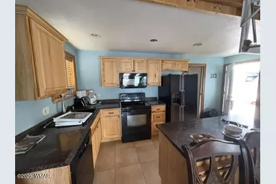 8208 Rainbow Loop, Show Low, AZ 85901 - Photo 2