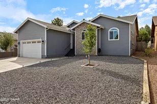 861 E Blue Jay Ln, Show Low, AZ 85901 - Photo 1