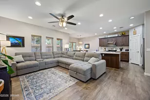 861 E Blue Jay Ln, Show Low, AZ 85901 - Photo 2