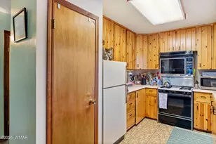 2974 Mogollon Dr, Overgaard, AZ 85933 - Photo 12