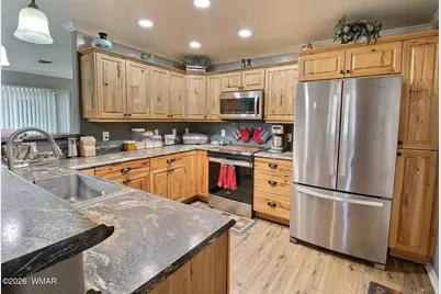 860 N 44th Drive, Show Low, AZ 85901 - Photo 4