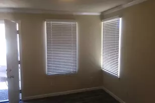 410 N 3rd Ave, Holbrook, AZ 86025 - Photo 2