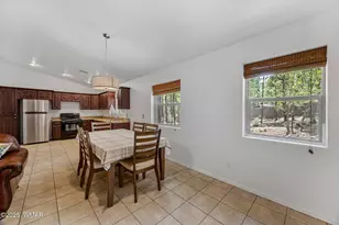 921 E Lauren Ct, Show Low, AZ 85901 - Photo 8