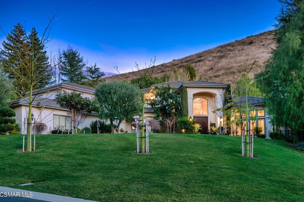 5064 Hunter Valley Ln, Thousand Oaks, CA 91362-5647
