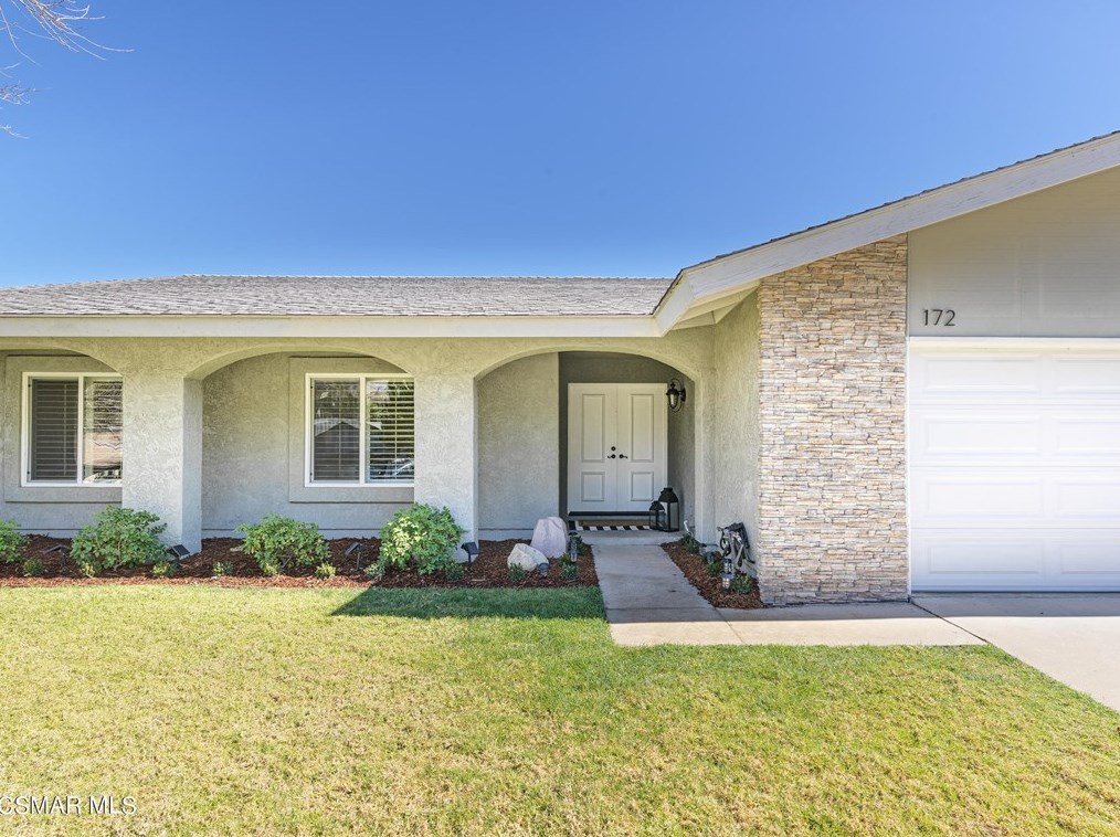 172 Charro Ave, Thousand Oaks, CA 91320-3622