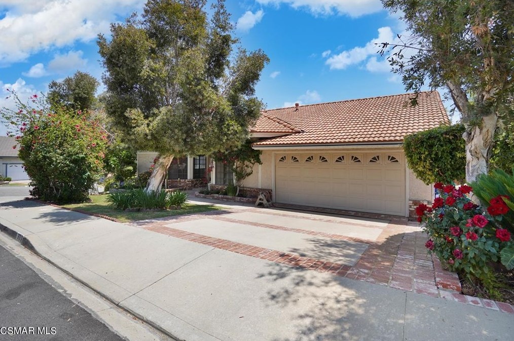 326 Longview Pl, Thousand Oaks, CA 91360-2019