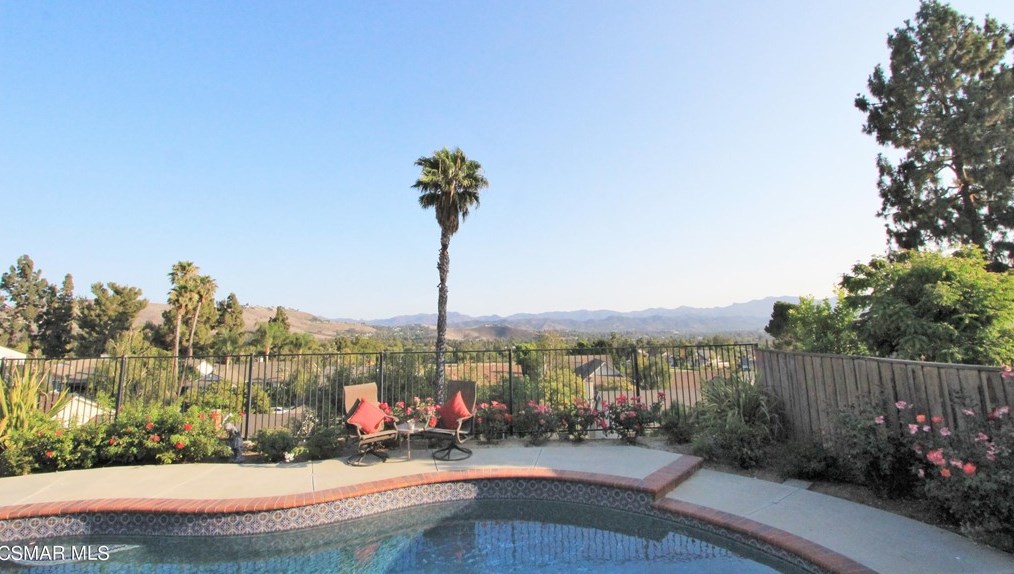 1854 Sweet Briar Pl, Thousand Oaks, CA 91362-1257
