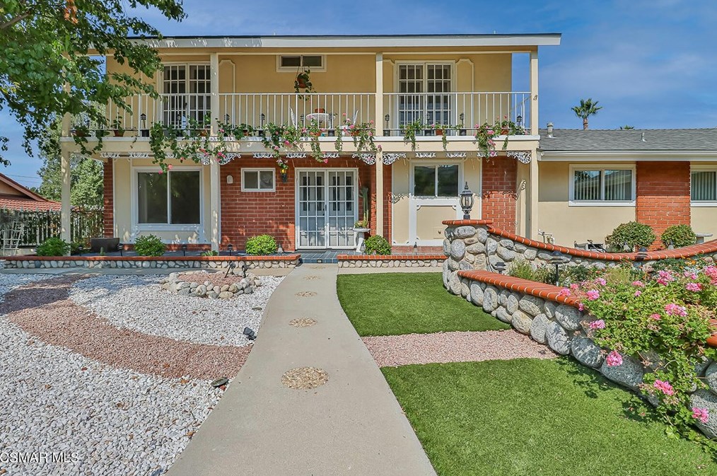 2030 Hendrix Ave, Thousand Oaks, CA 91360-3319