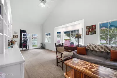 1075 Seybolt Avenue, Camarillo, CA 93010 - Photo 22