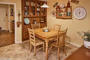 12576 Cherry Grove St, Moorpark, CA 93021 - Photo 14