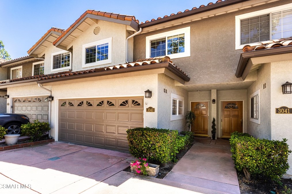 3043 Hillcrest Dr, Thousand Oaks, CA 91362-3161