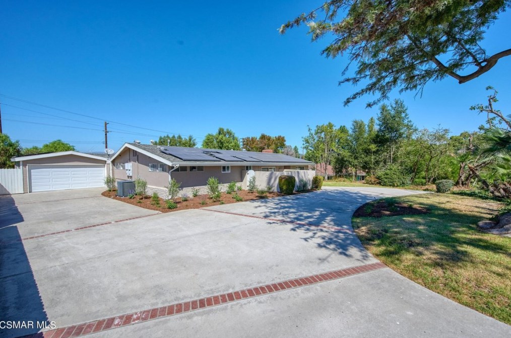 1325 El Monte Dr, Thousand Oaks, CA 91362-2123
